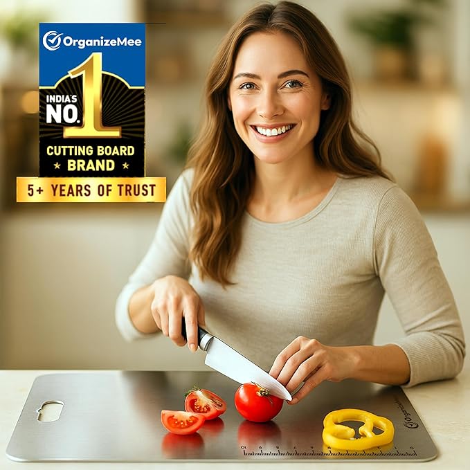 Daluci Large Stainless Steel Cutting Board (36 cm x 25 cm)